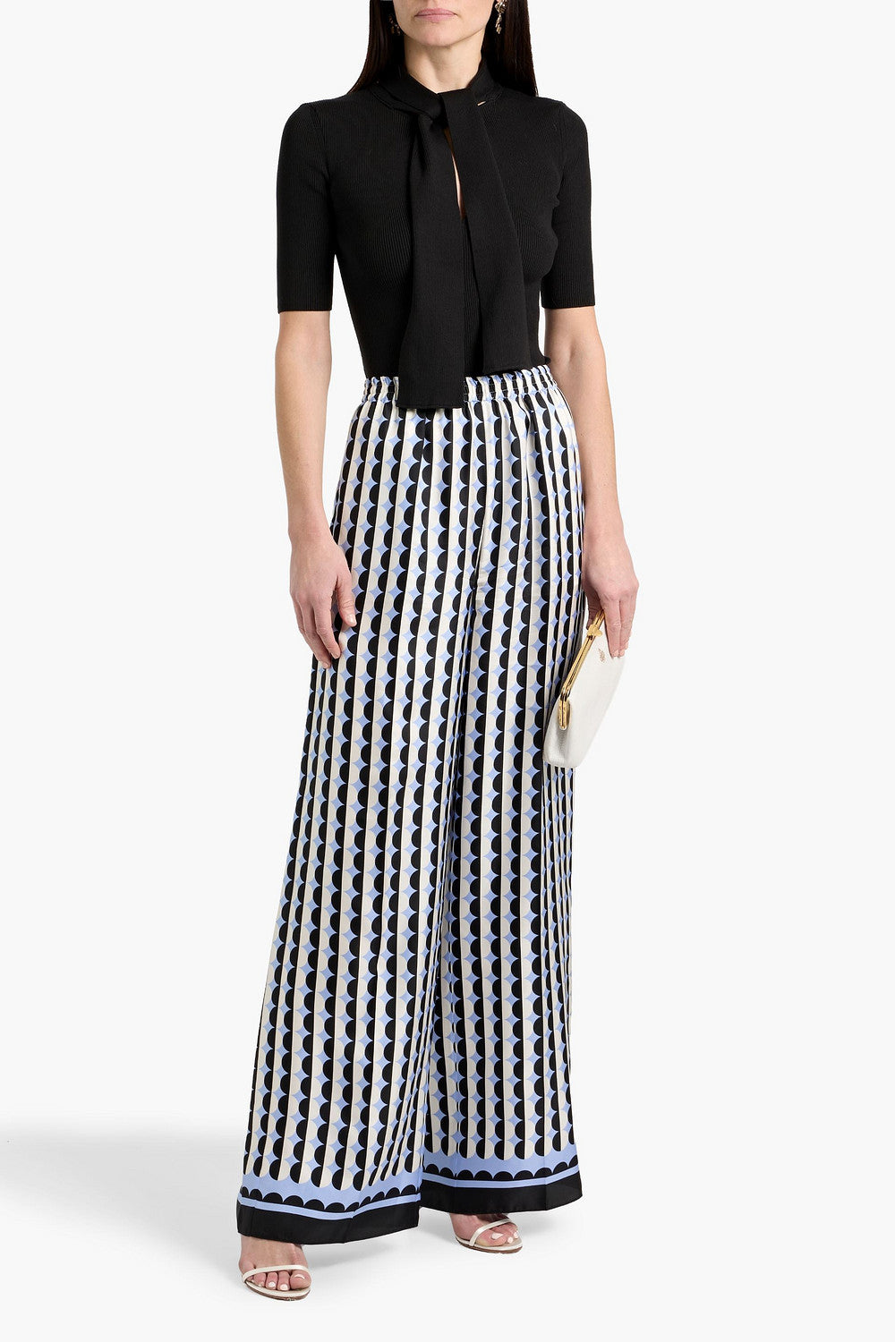 1c-source:aHR0cHM6Ly9pbWFnZXMuMS1jb21tZXJjZS5jb20vbWVkaWEvMjFlYWIyNmMtMWMxMS00NDllLWIyZDAtOTgzMzRjNTliMzczLmpwZw==