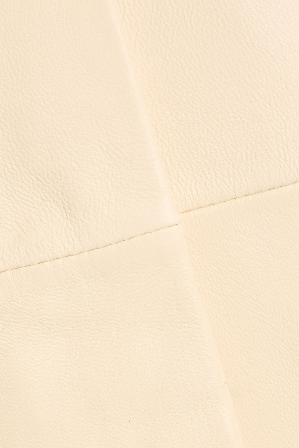 1c-source:aHR0cHM6Ly9pbWFnZXMuMS1jb21tZXJjZS5jb20vbWVkaWEvMjZiNzJkNTktYjRlOC00OTI2LWIxMzQtNDA2NTEzODRjYzE4LmF2aWY=