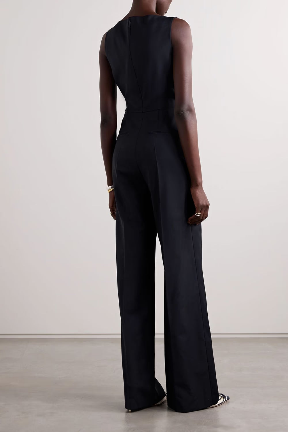 1c-source:aHR0cHM6Ly9pbWFnZXMuMS1jb21tZXJjZS5jb20vbWVkaWEvMmU3M2RiNmQtMGE2MC00MjBmLWJjZTYtN2VhNzE1NDliOTUyLmF2aWY=