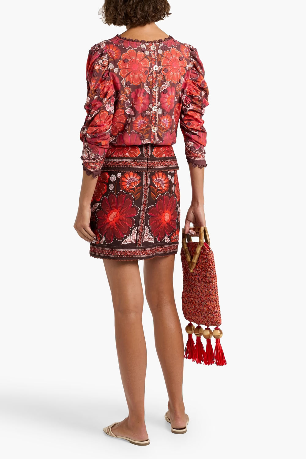 1c-source:aHR0cHM6Ly9pbWFnZXMuMS1jb21tZXJjZS5jb20vbWVkaWEvMzAzNWIzOGEtNWU2MS00NTY3LTg0YzgtMWVkZGI0ODk0NDNjLmF2aWY=