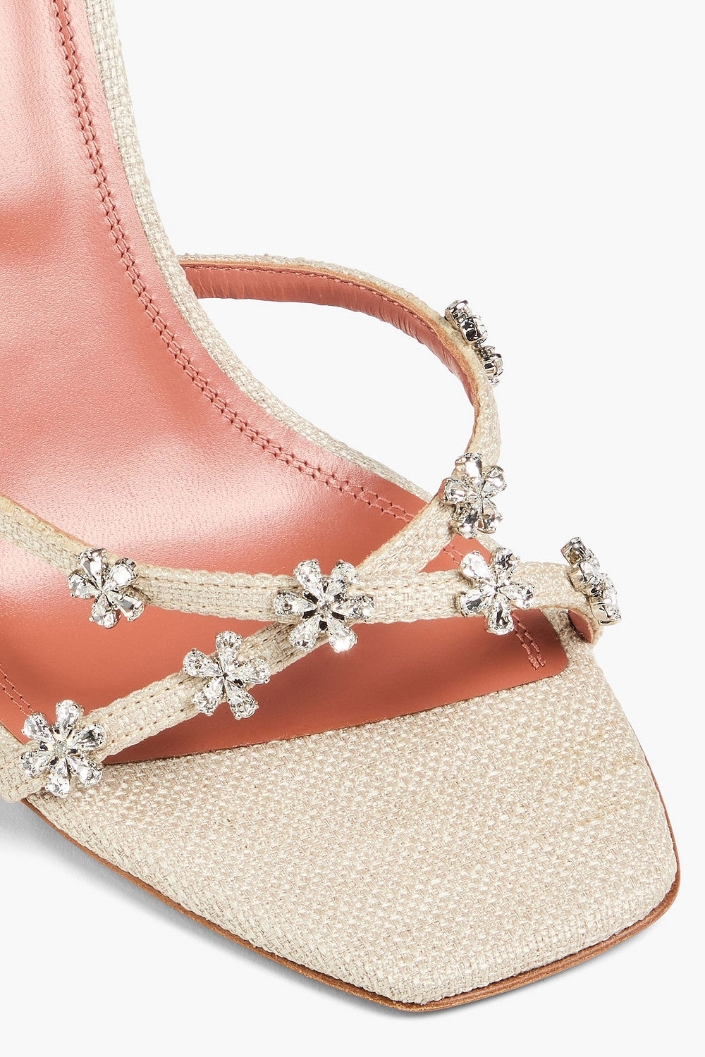 1c-source:aHR0cHM6Ly9pbWFnZXMuMS1jb21tZXJjZS5jb20vbWVkaWEvM2NlZTZlYjgtYzU3Yi00YTM0LWEwNTgtNWY0YjBlNmU1OThjLmpwZw==