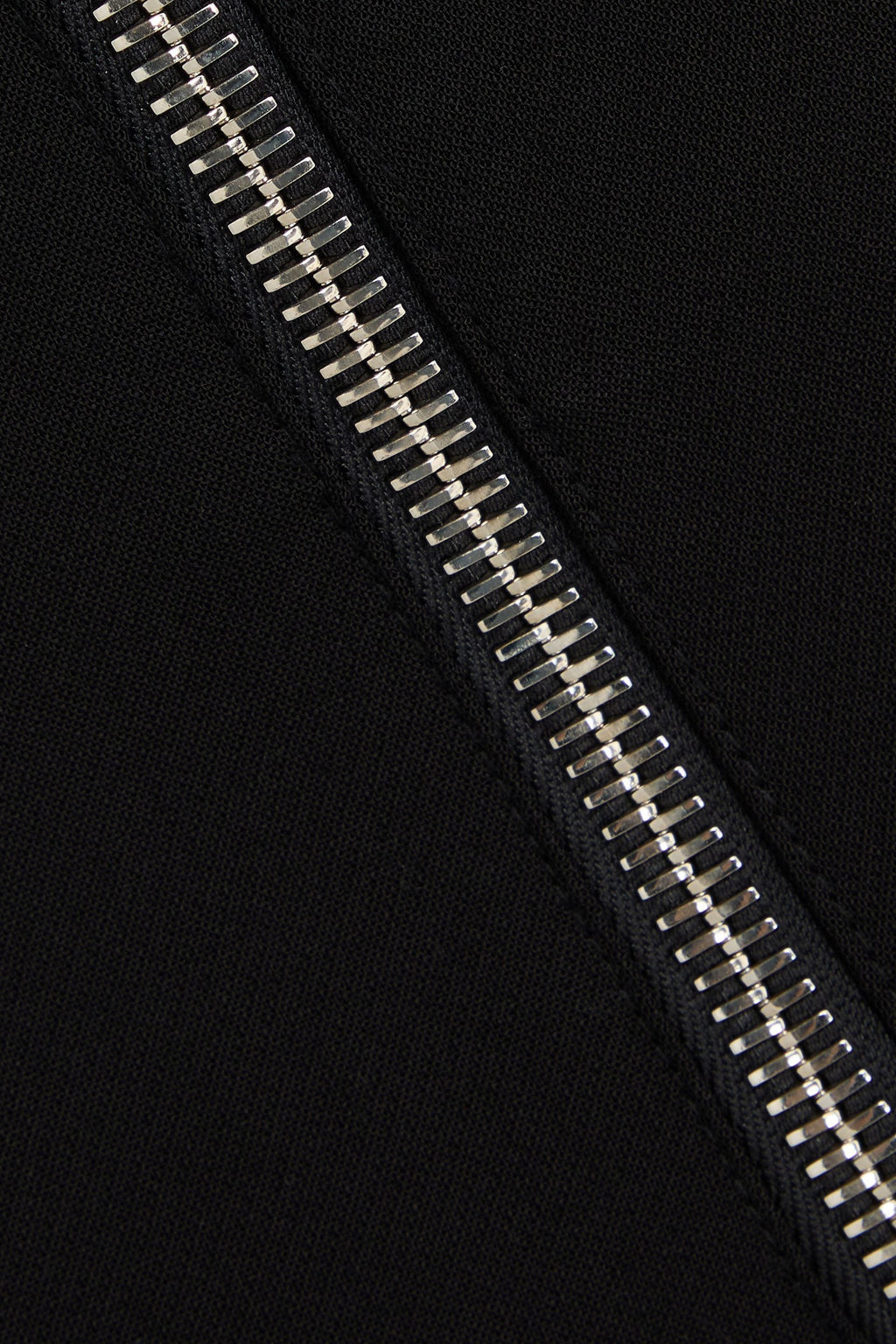 1c-source:aHR0cHM6Ly9pbWFnZXMuMS1jb21tZXJjZS5jb20vbWVkaWEvM2QwOWM0NGMtMjY3My00NWIyLWJjYzktNjhiOGQ5YWNiYjIxLmpwZw==