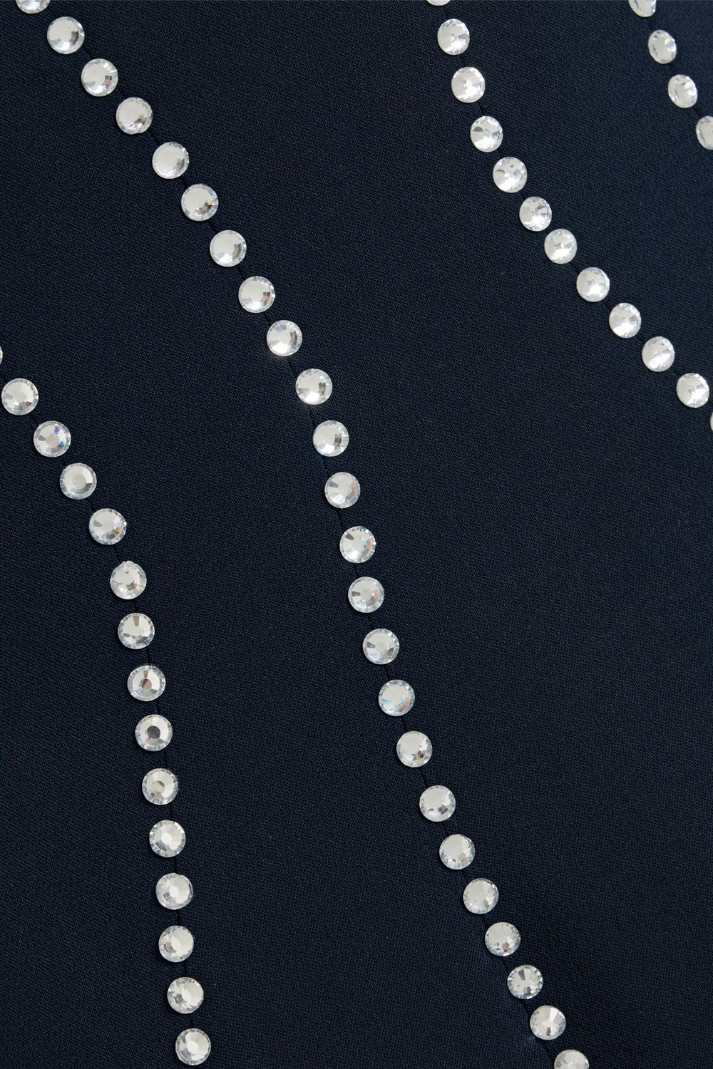 1c-source:aHR0cHM6Ly9pbWFnZXMuMS1jb21tZXJjZS5jb20vbWVkaWEvNDZjOGM2NjUtNzgzYi00NDU2LTg3OTMtMjlhNzM2ZGIzMzFlLmF2aWY=