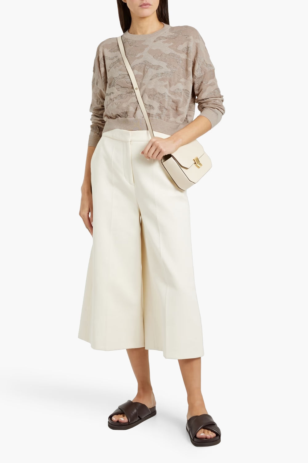 1c-source:aHR0cHM6Ly9pbWFnZXMuMS1jb21tZXJjZS5jb20vbWVkaWEvNTdmOTc2ZjAtNGI0YS00NmQyLWFhNGUtNjFmNjZkNGZiNGU2LmF2aWY=