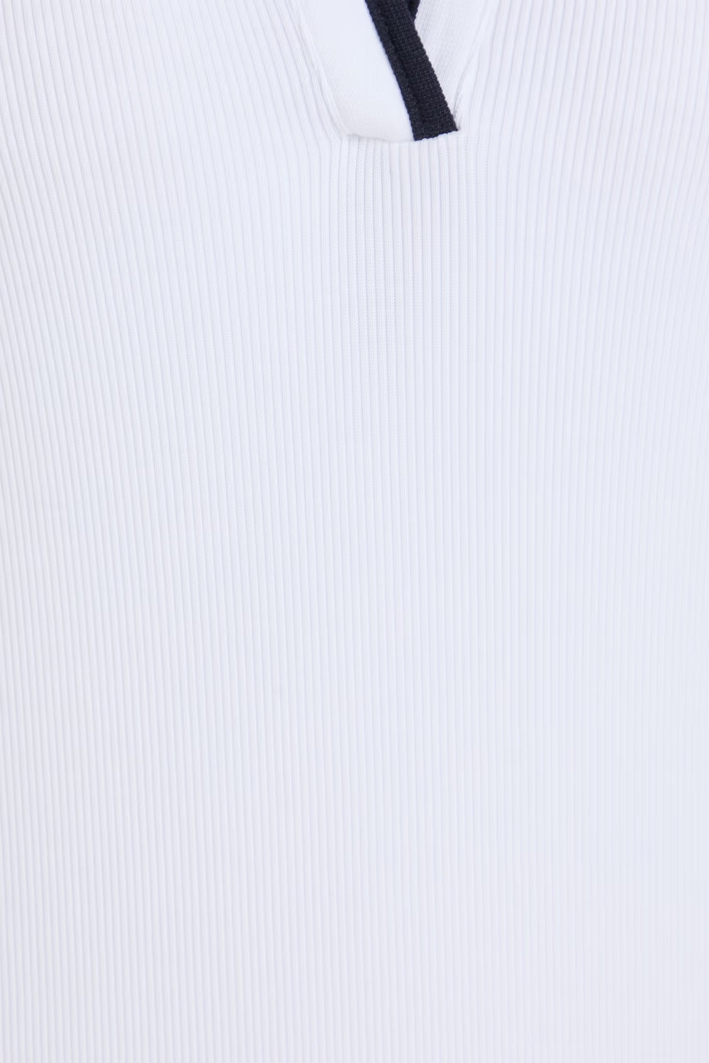 1c-source:aHR0cHM6Ly9pbWFnZXMuMS1jb21tZXJjZS5jb20vbWVkaWEvNzRkYzI0OTgtNjMxNi00ZDcyLTlmNjMtNGNjOWFjYmI3MGFhLmF2aWY=