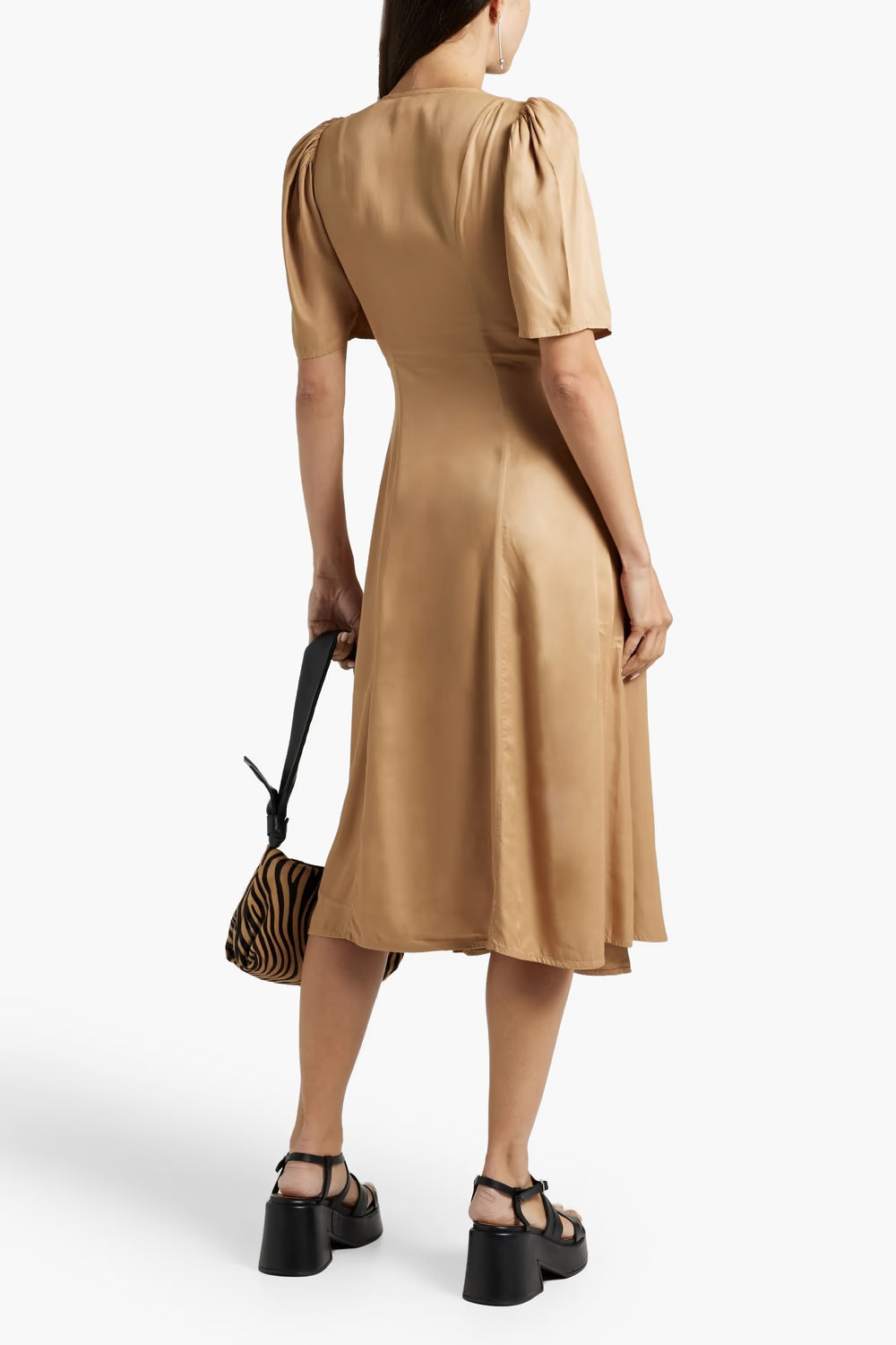 1c-source:aHR0cHM6Ly9pbWFnZXMuMS1jb21tZXJjZS5jb20vbWVkaWEvNzc2NzE4YzMtNzg5MC00MWUwLTg4OTgtYzBlN2FhOTNmMDE0LmF2aWY=