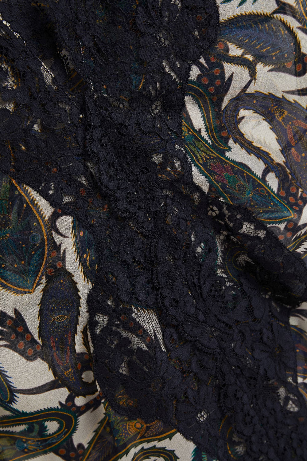 1c-source:aHR0cHM6Ly9pbWFnZXMuMS1jb21tZXJjZS5jb20vbWVkaWEvY2UwOTVlZjEtYTdlYS00M2Y0LTljNzYtYzgxYTZmY2I5ZDQ0LmF2aWY=